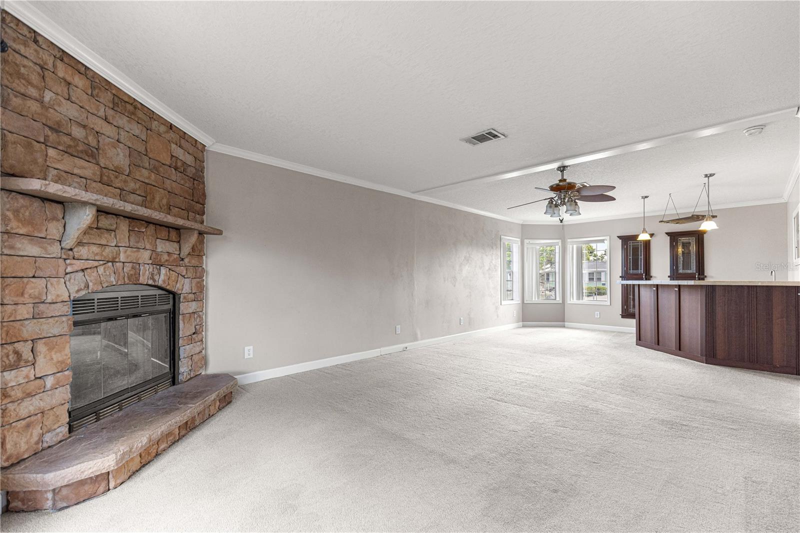 Image 37 of 51 For 15090 103rd Avenue