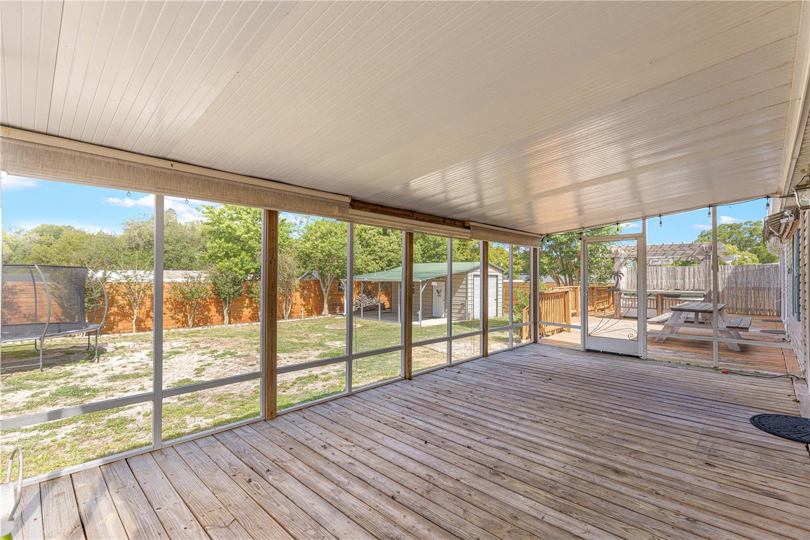 Image 44 of 51 For 15090 103rd Avenue