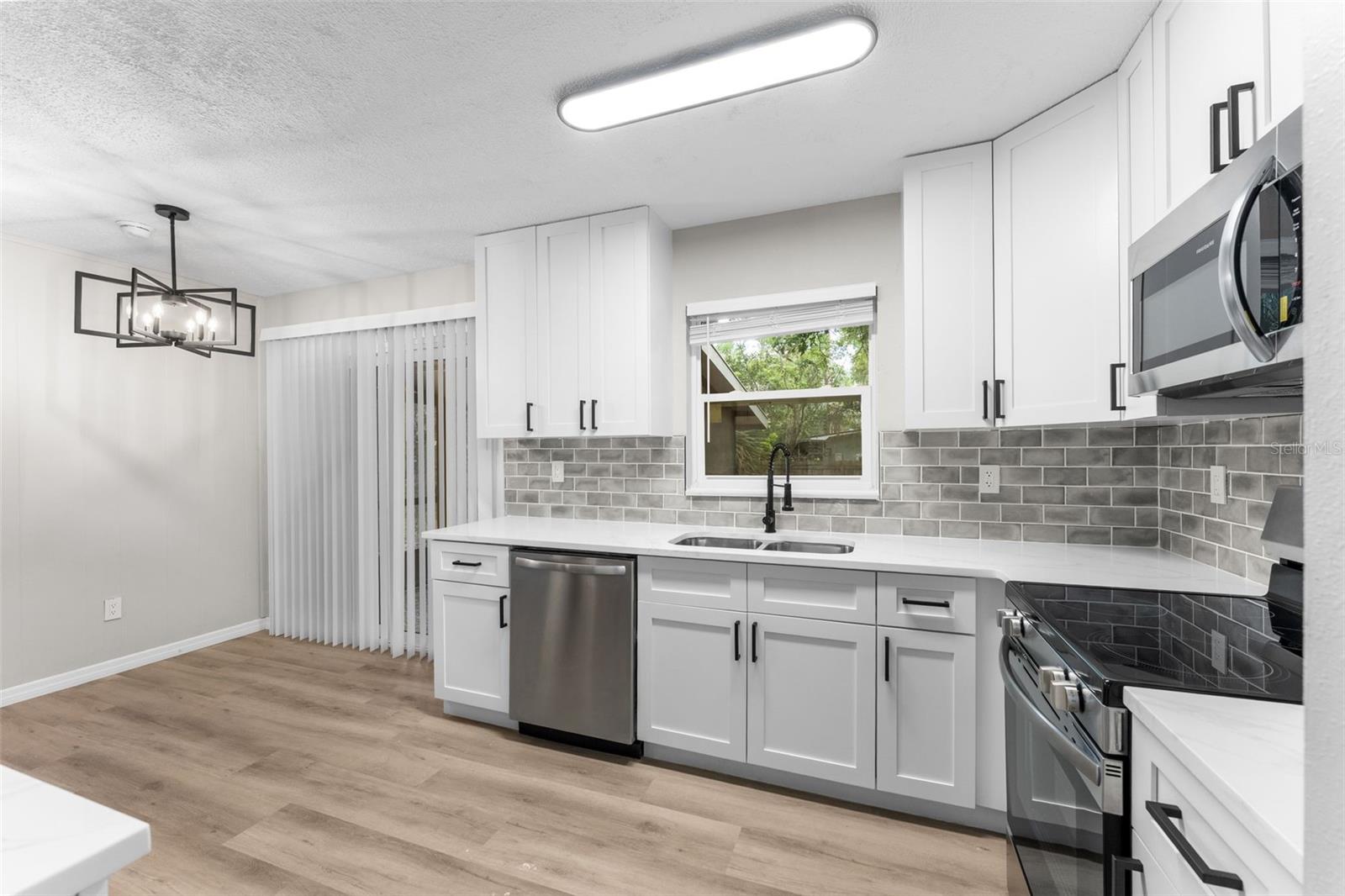 Image 10 of 31 For 4201 14th Place