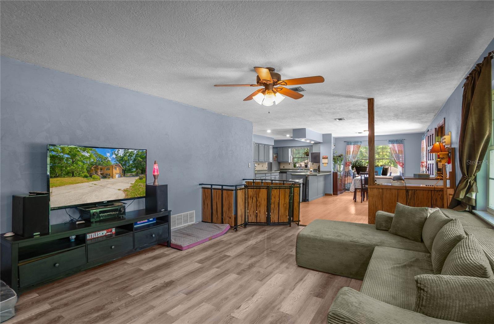Image 6 of 45 For 5581 197th Terrace