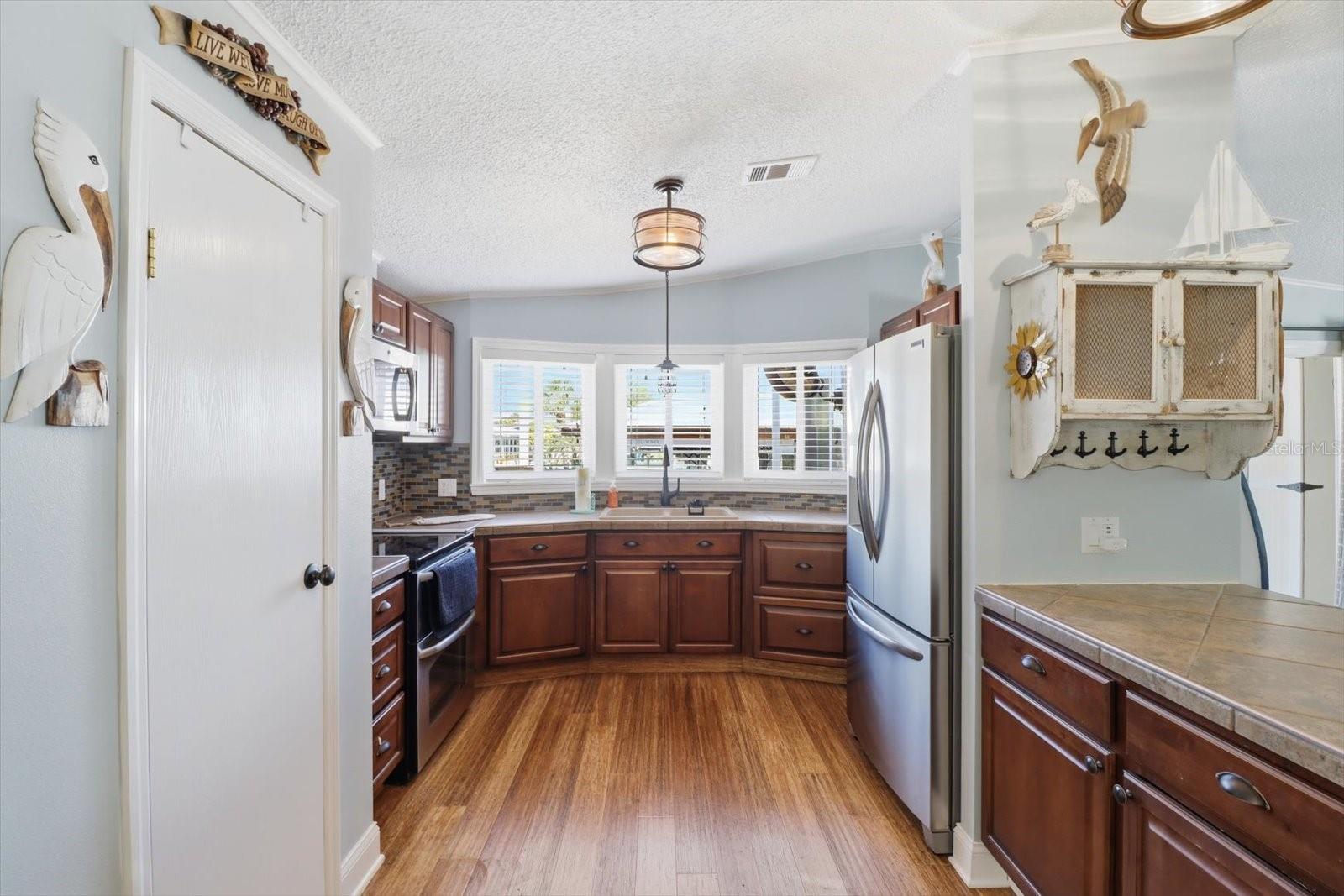 Image 11 of 49 For 11673 Clearwater Court