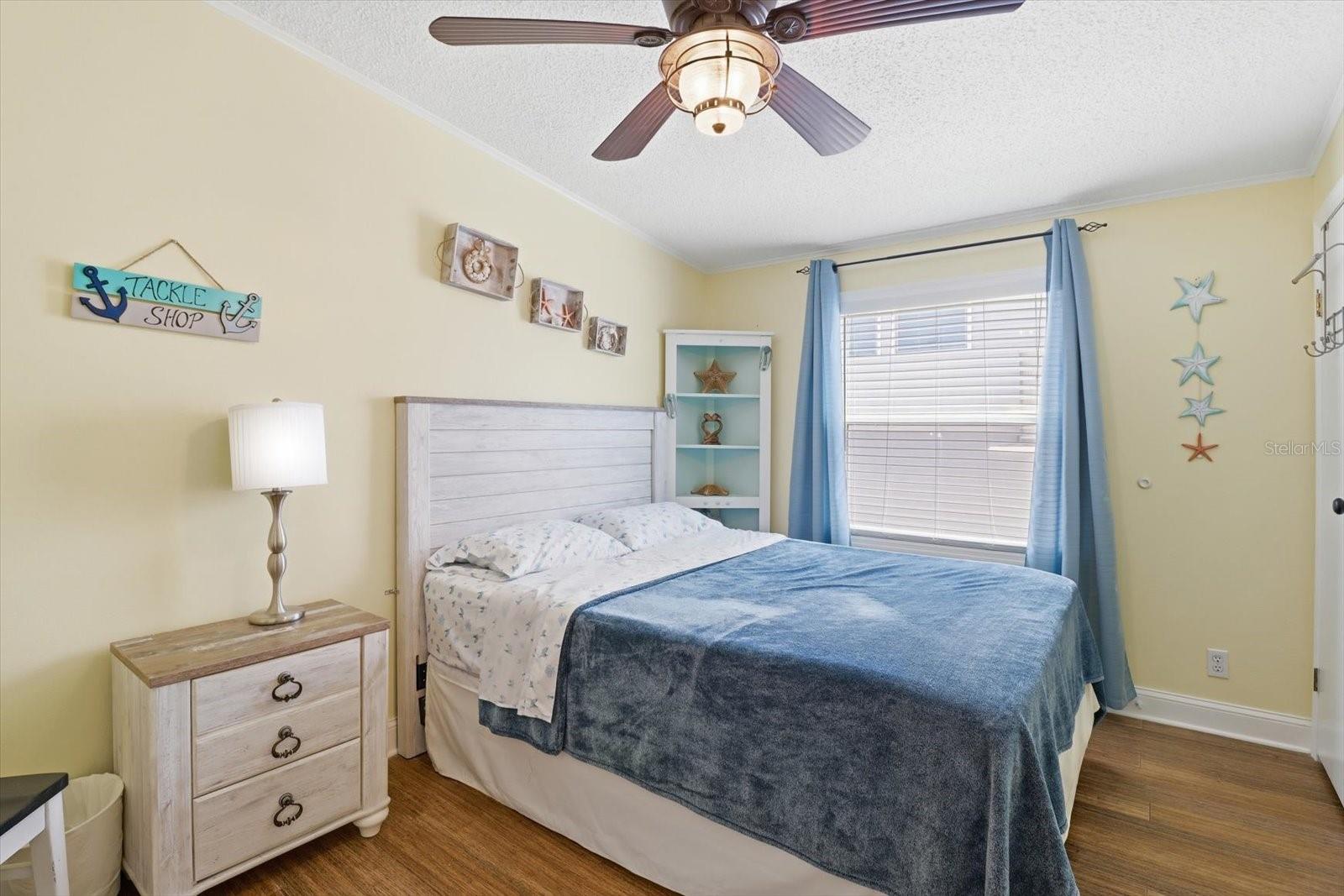 Image 21 of 49 For 11673 Clearwater Court