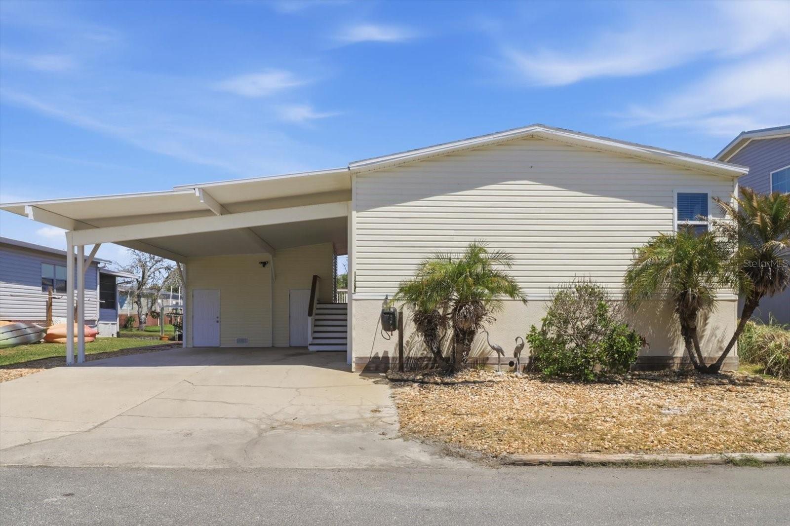 Image 4 of 49 For 11673 Clearwater Court