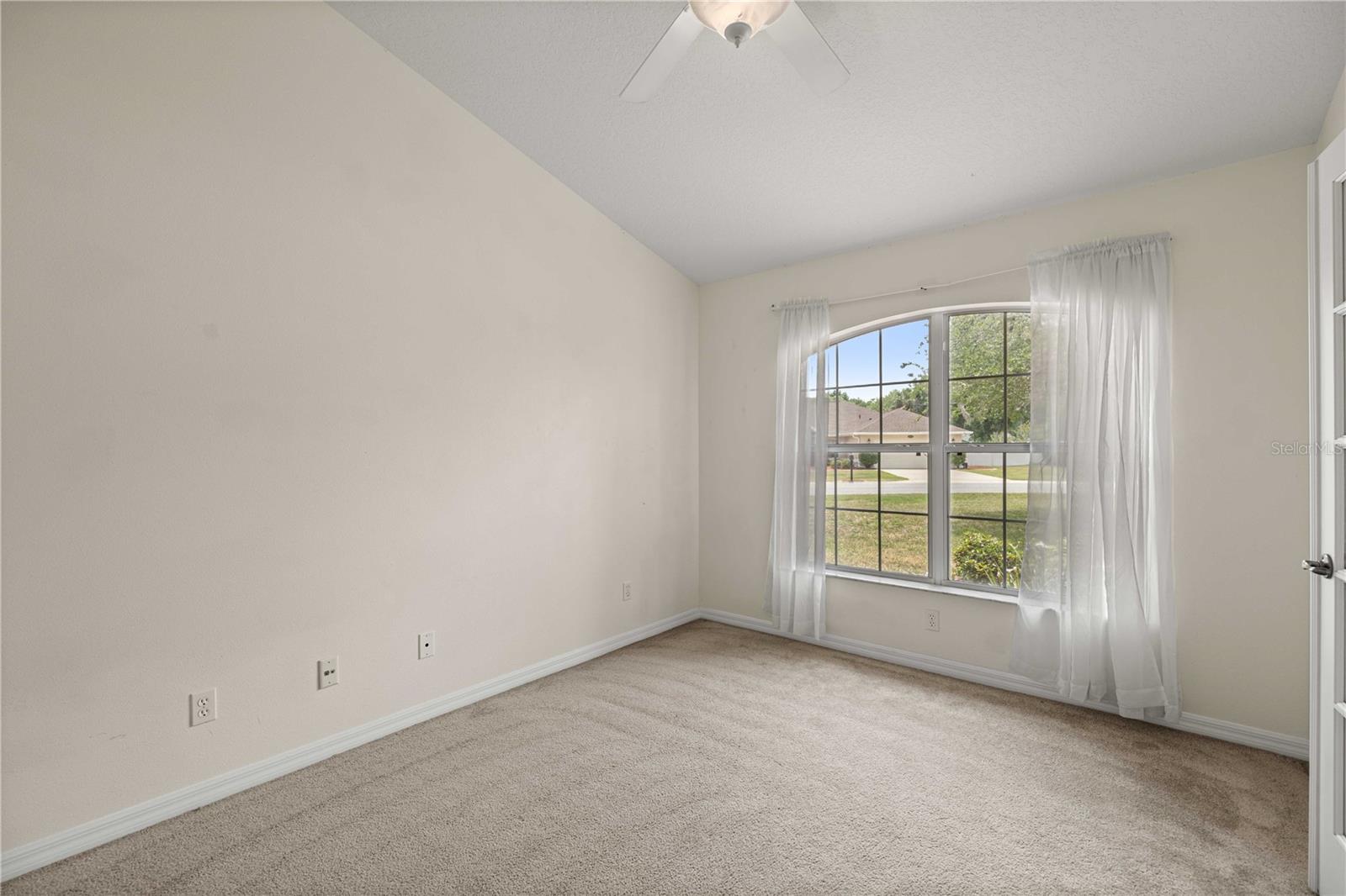 Image 17 of 43 For 4300 4th Circle