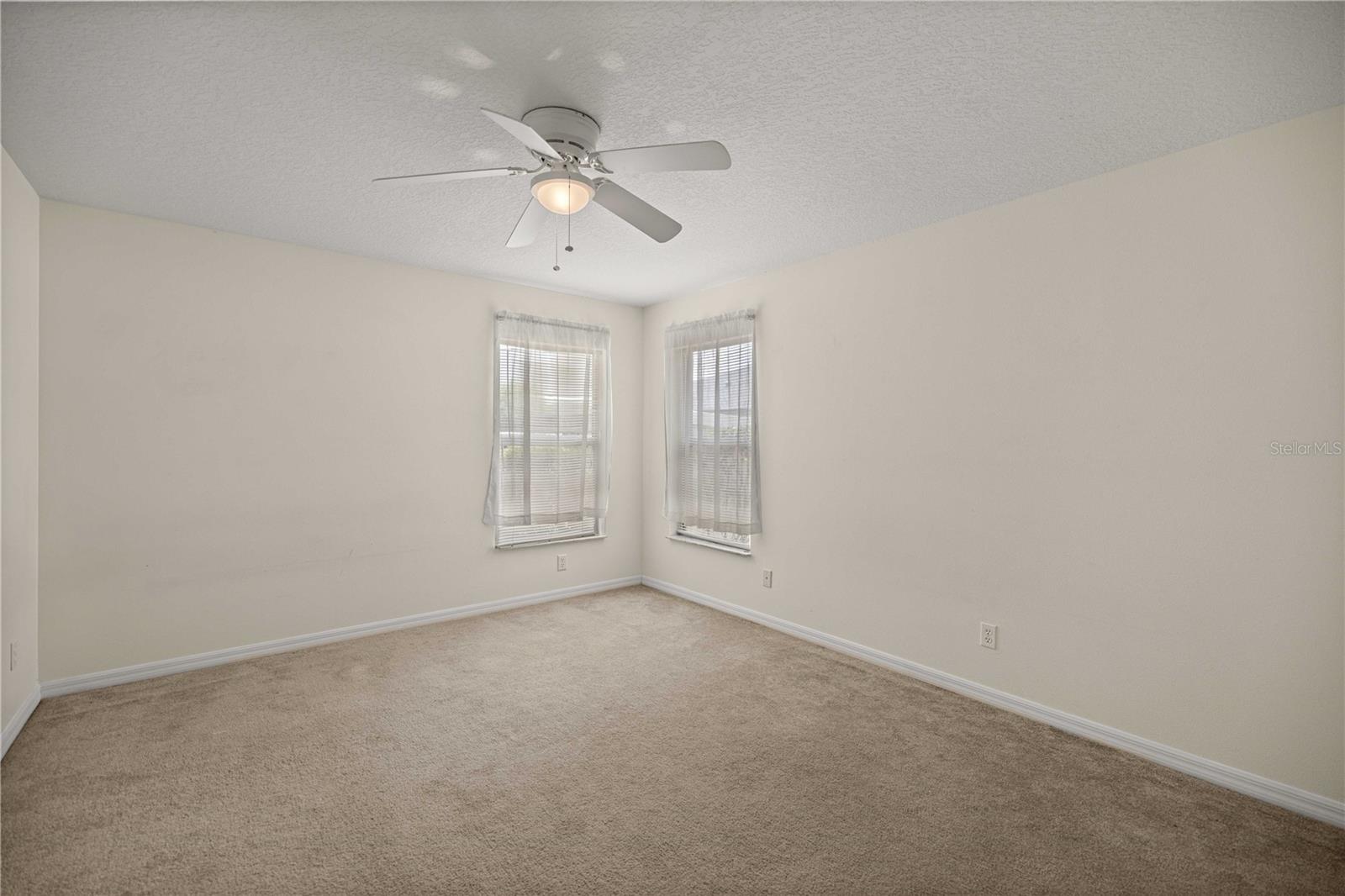 Image 22 of 43 For 4300 4th Circle