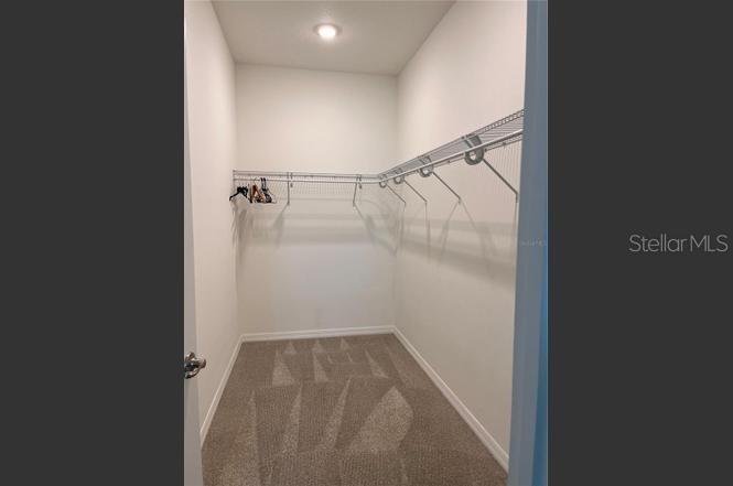 Image 11 of 20 For 9819 99th Loop