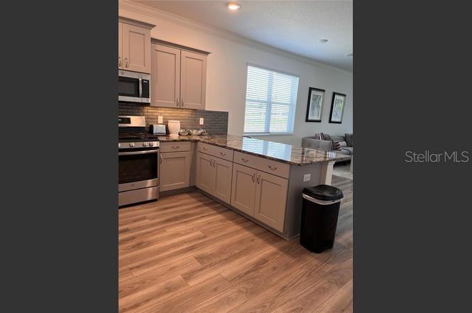 Image 6 of 20 For 9819 99th Loop