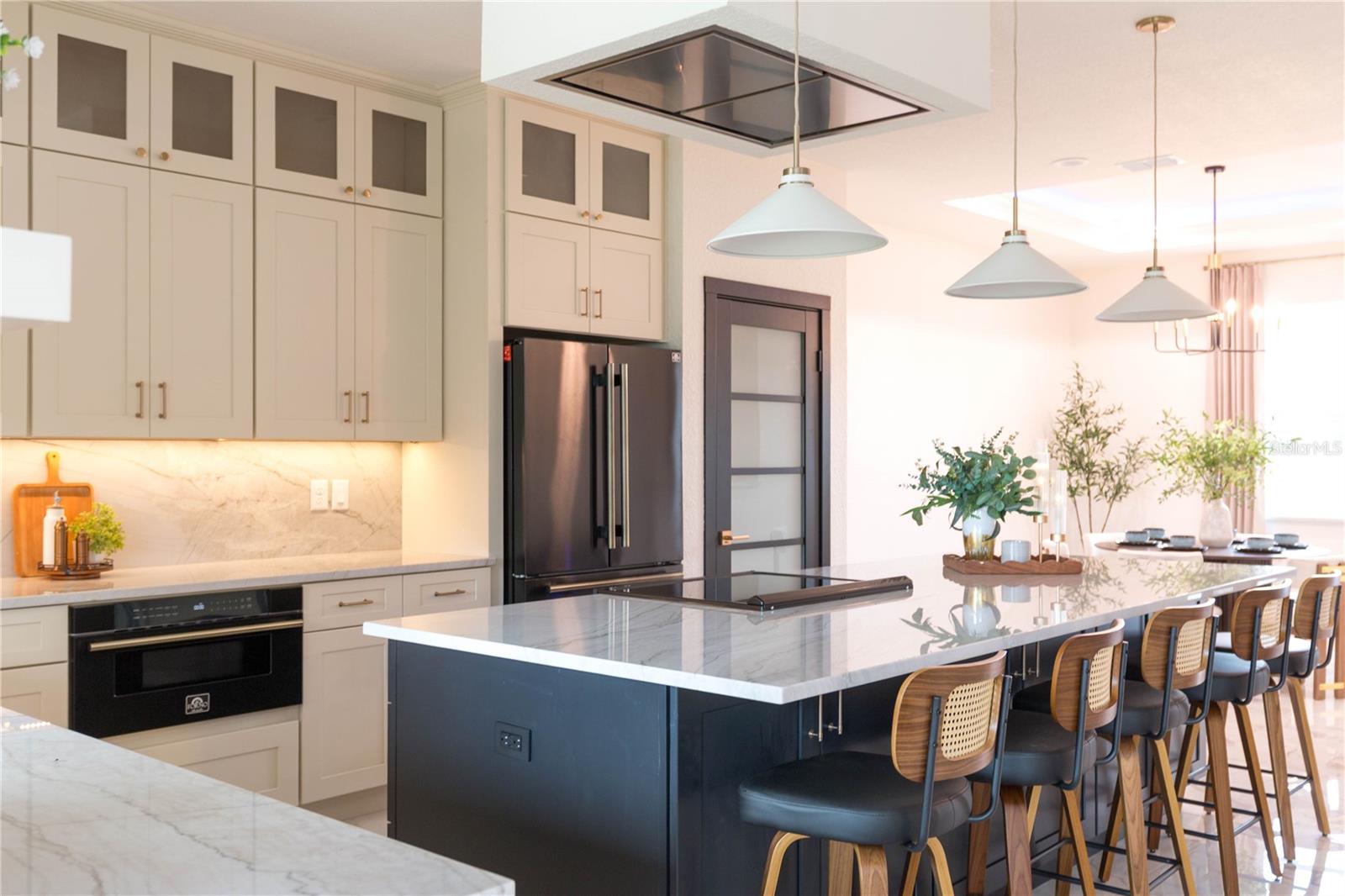 Image 11 of 99 For 6254 Peking Court