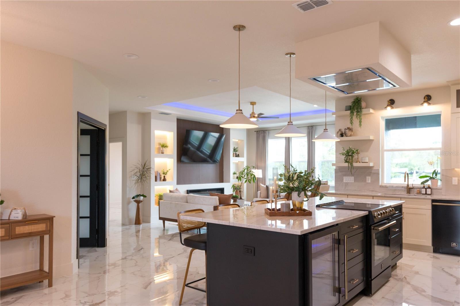 Image 13 of 99 For 6254 Peking Court