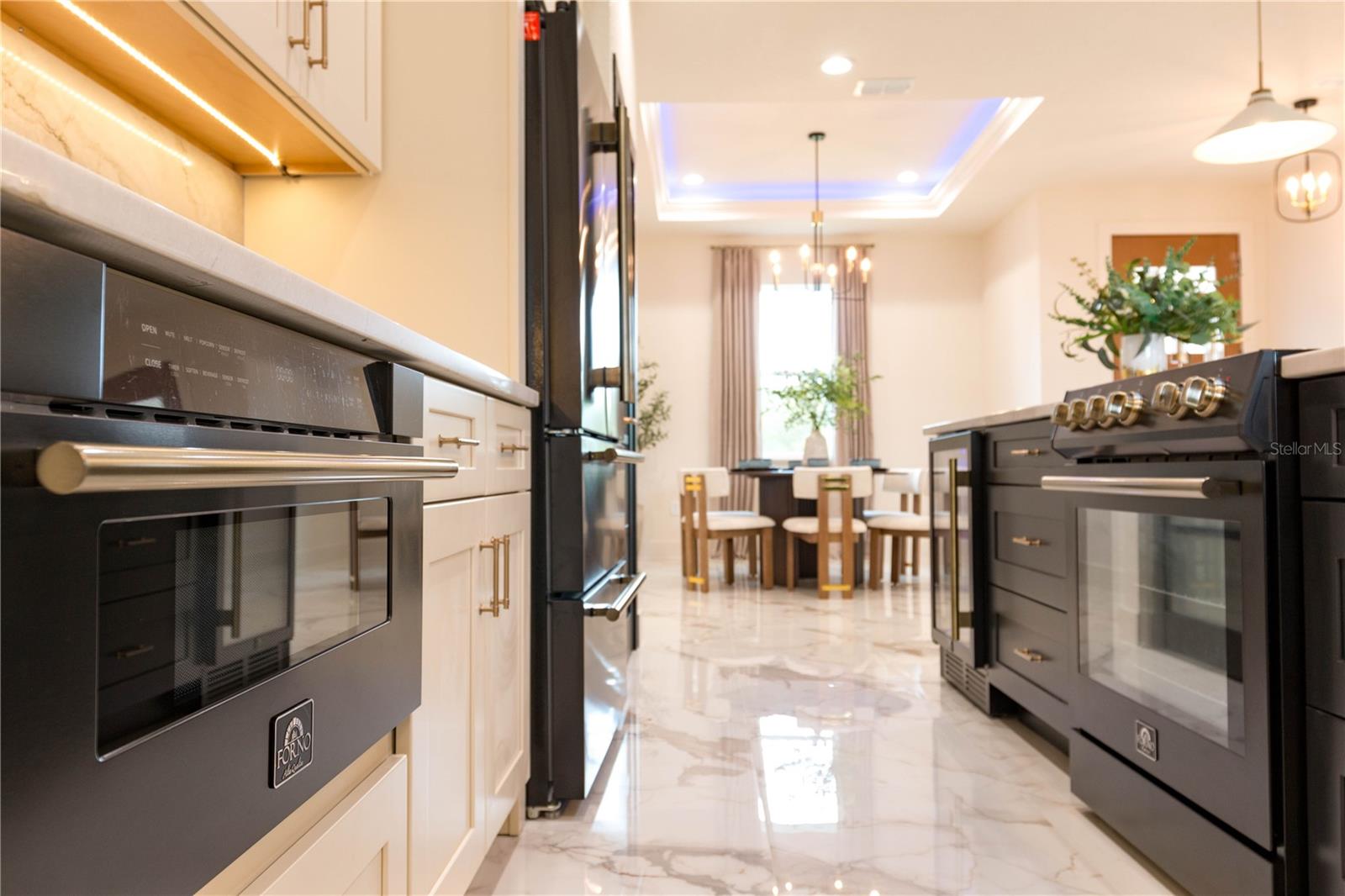 Image 15 of 99 For 6254 Peking Court