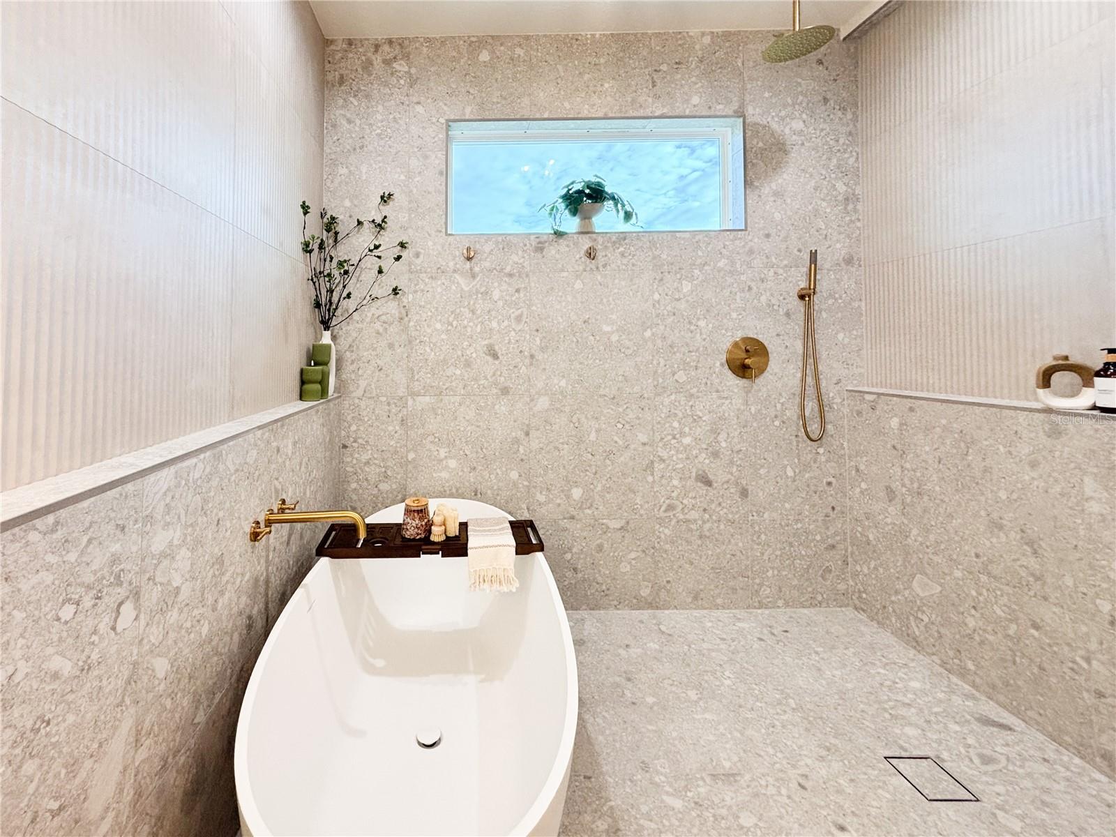 Image 50 of 99 For 6254 Peking Court