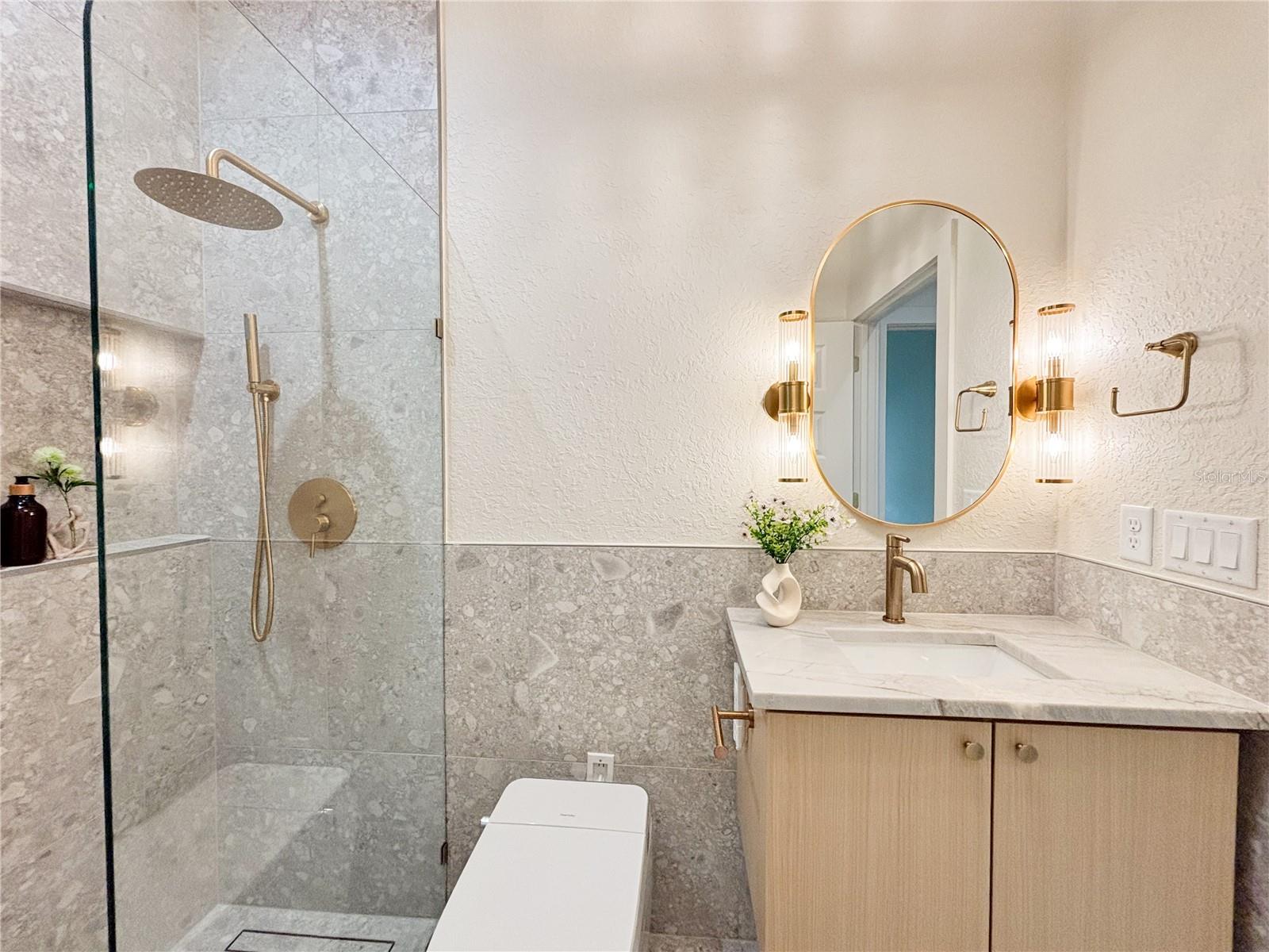 Image 65 of 99 For 6254 Peking Court