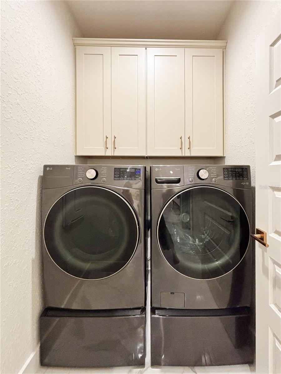 Image 72 of 99 For 6254 Peking Court