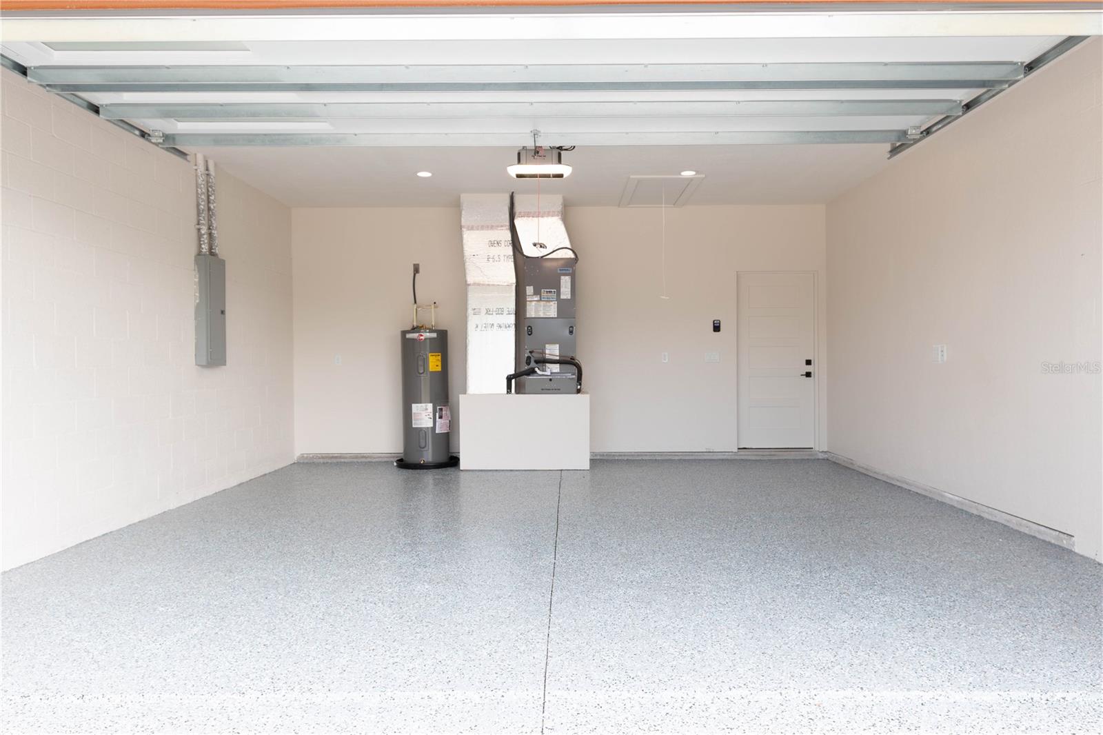 Image 74 of 99 For 6254 Peking Court