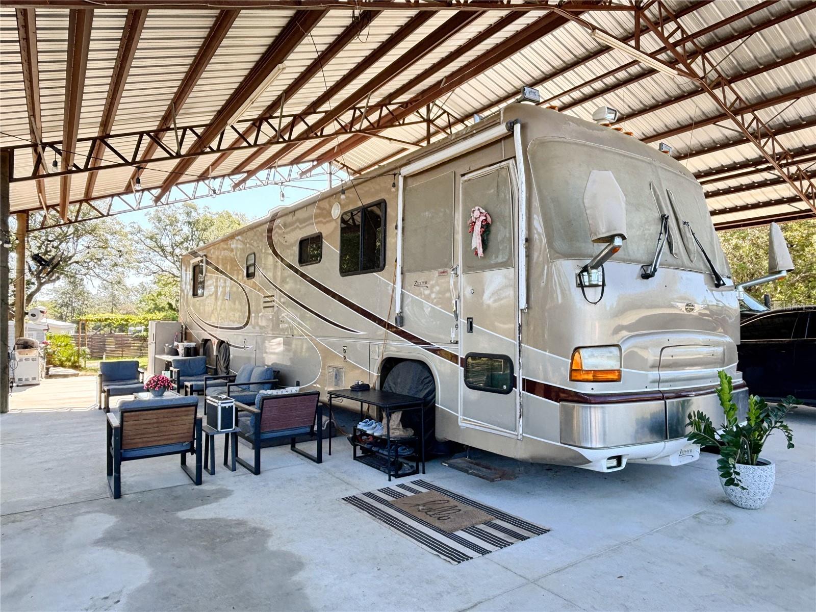 Image 90 of 99 For 6254 Peking Court