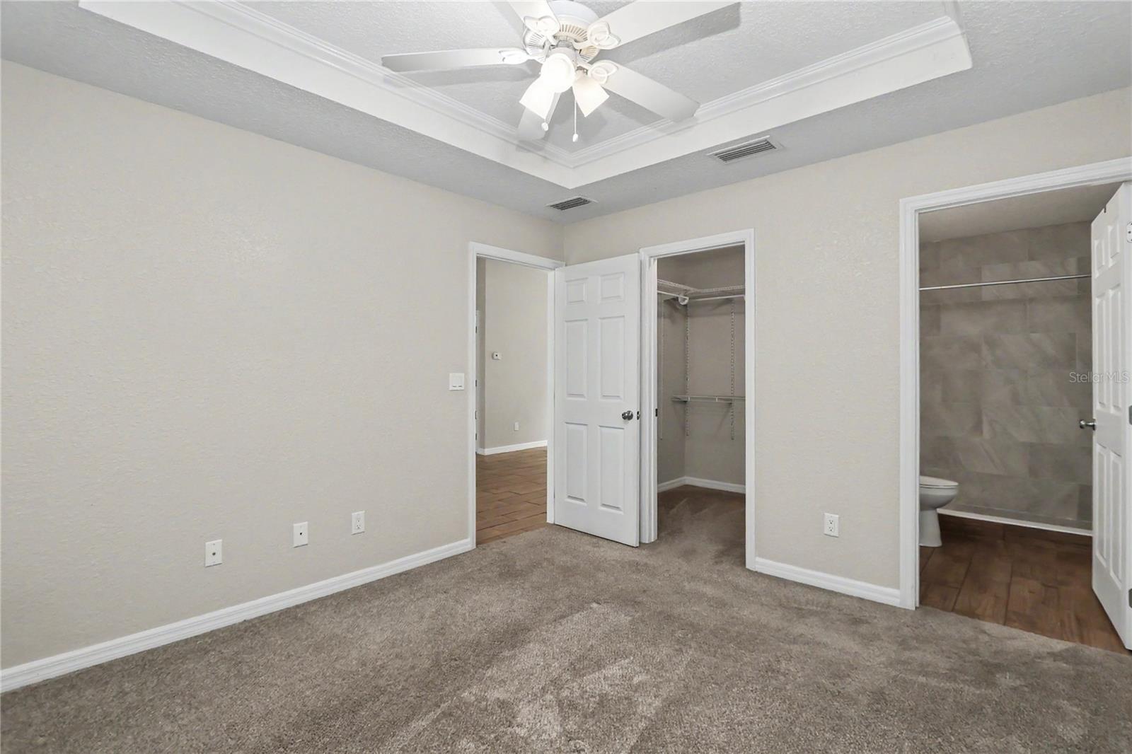 Image 21 of 41 For 6512 11 Avenue