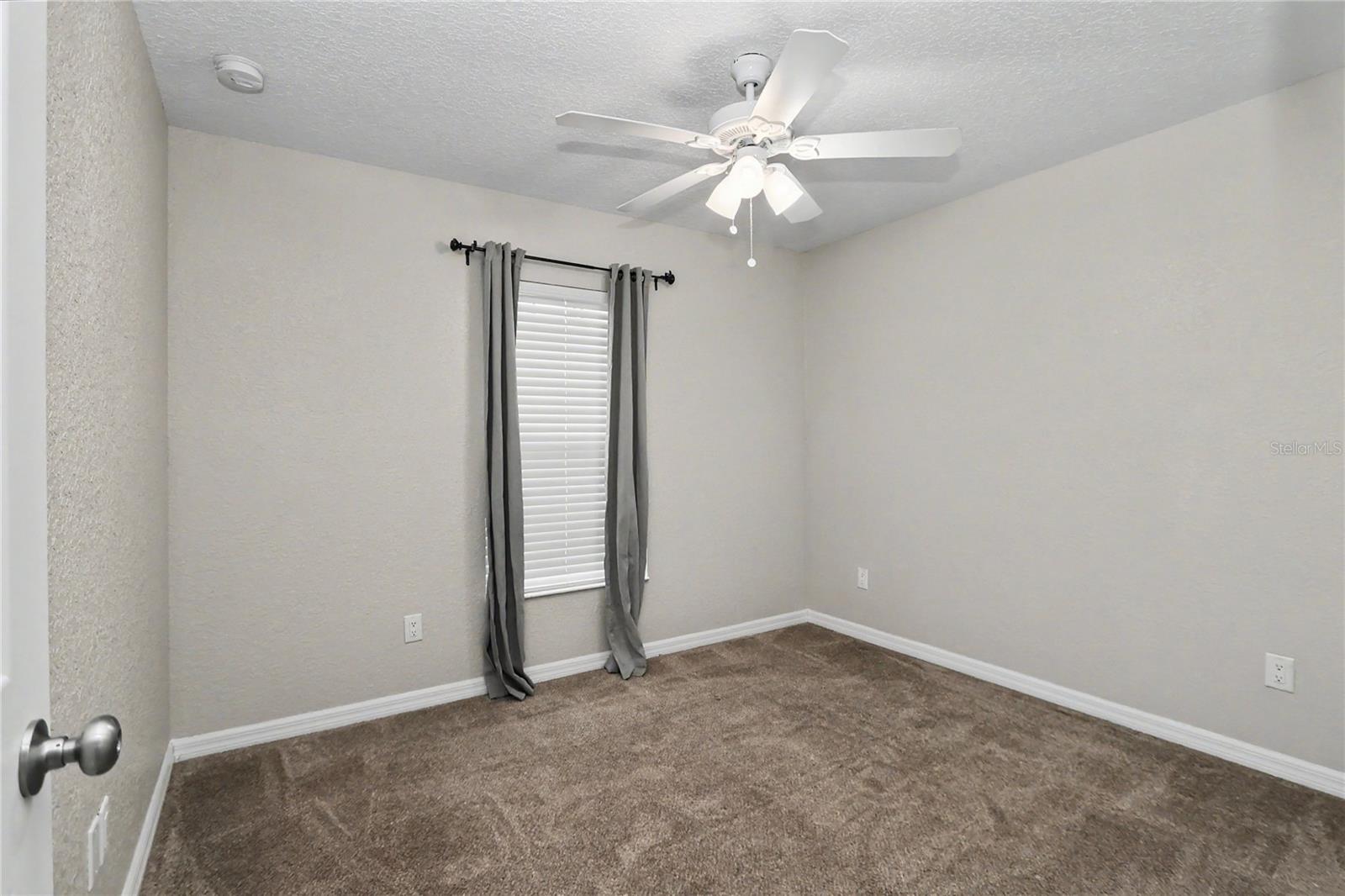 Image 25 of 41 For 6512 11 Avenue