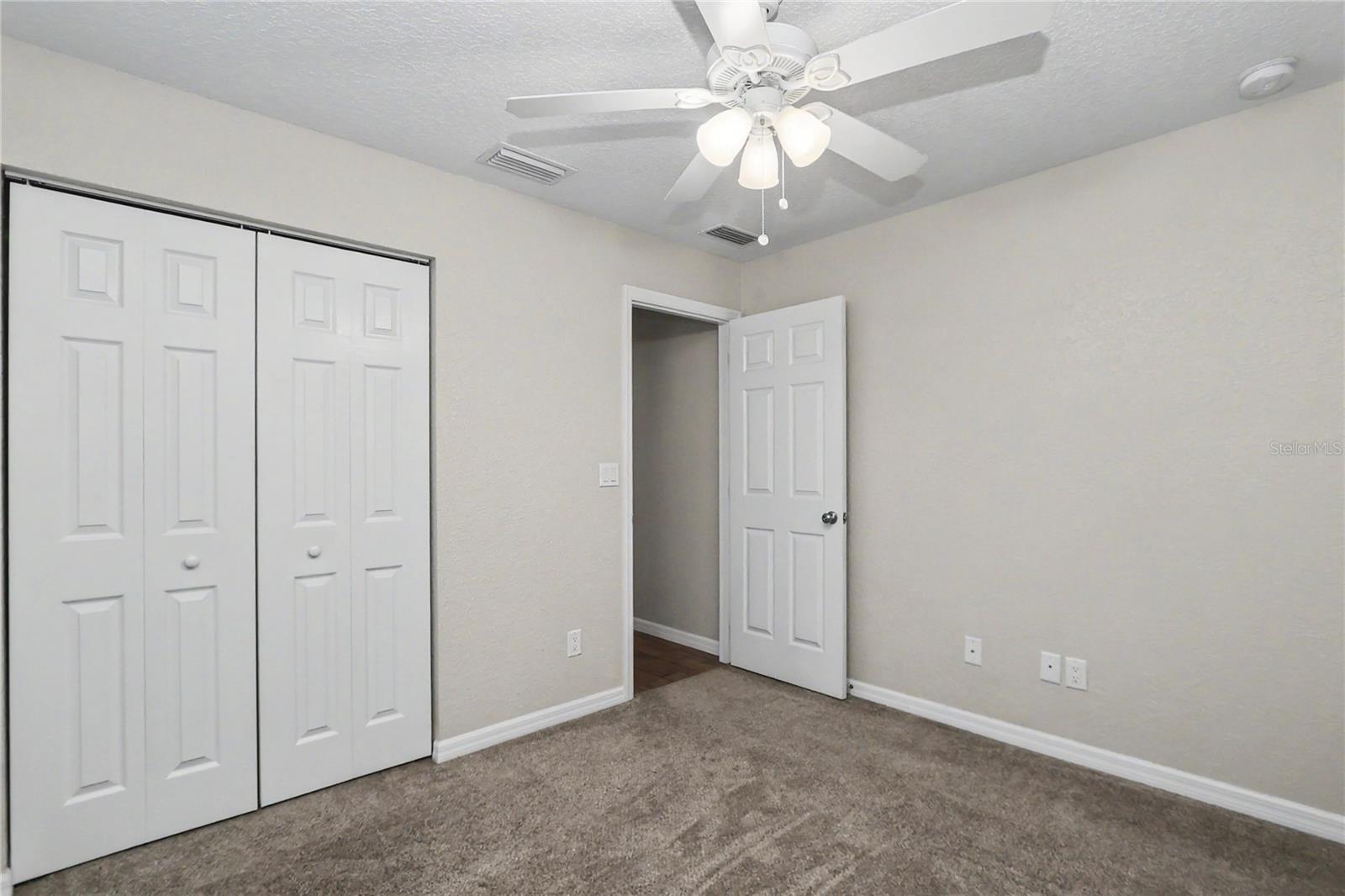 Image 26 of 41 For 6512 11 Avenue