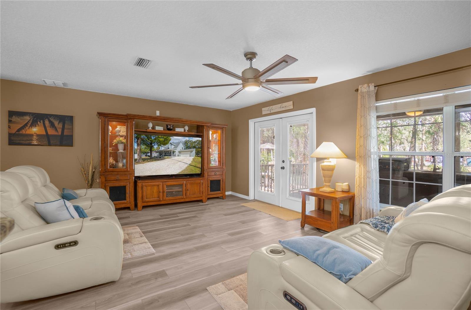 Image 16 of 50 For 2283 Todd Point