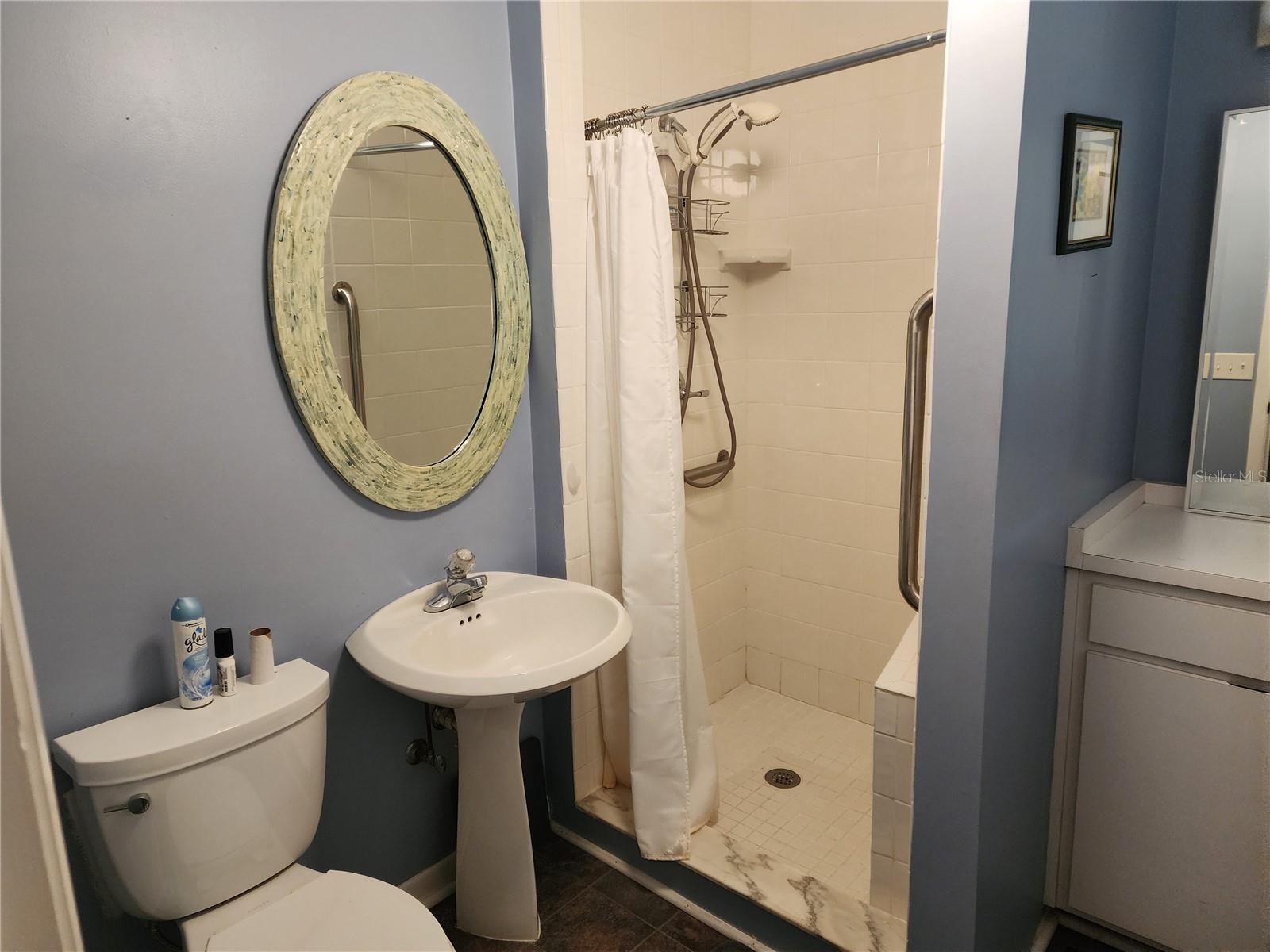 Image 18 of 36 For 1427 10th Street