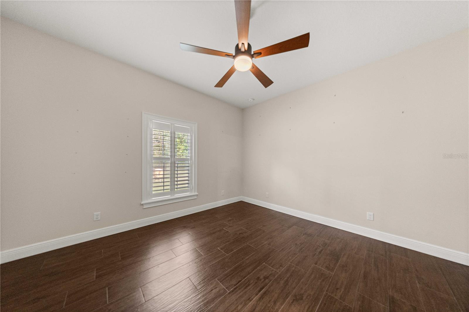 Image 24 of 55 For 5927 62nd Court Road