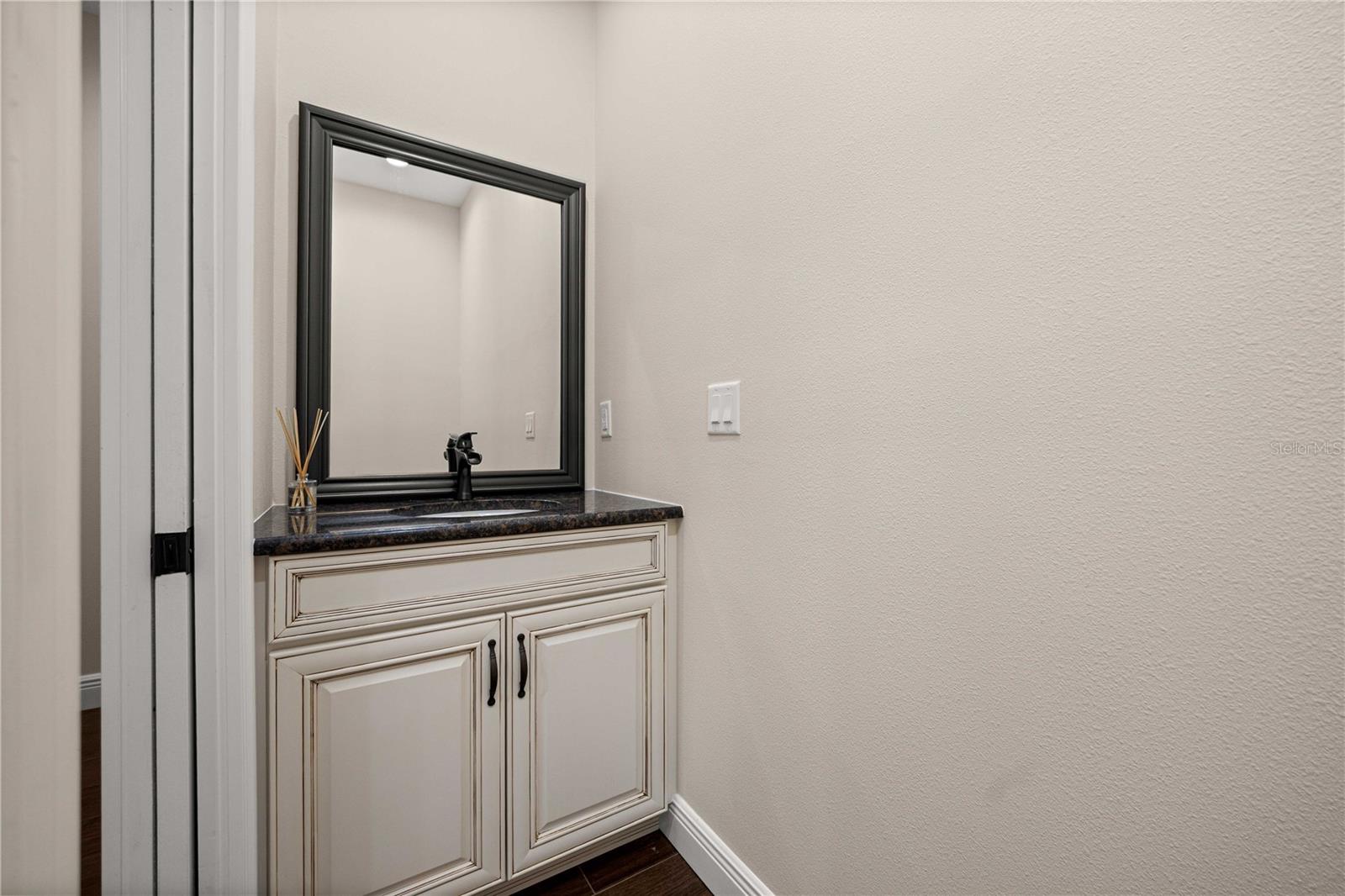 Image 28 of 55 For 5927 62nd Court Road