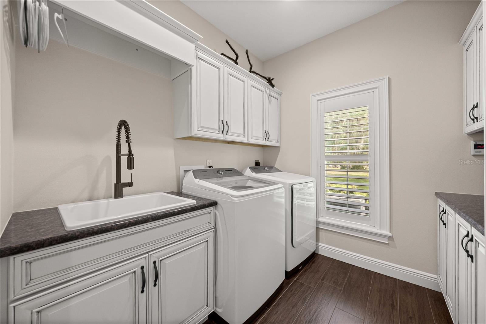 Image 29 of 55 For 5927 62nd Court Road