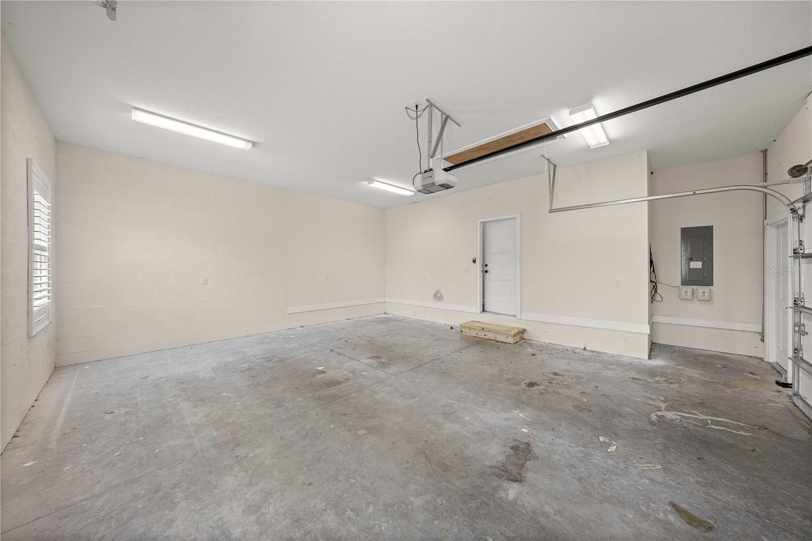 Image 31 of 55 For 5927 62nd Court Road