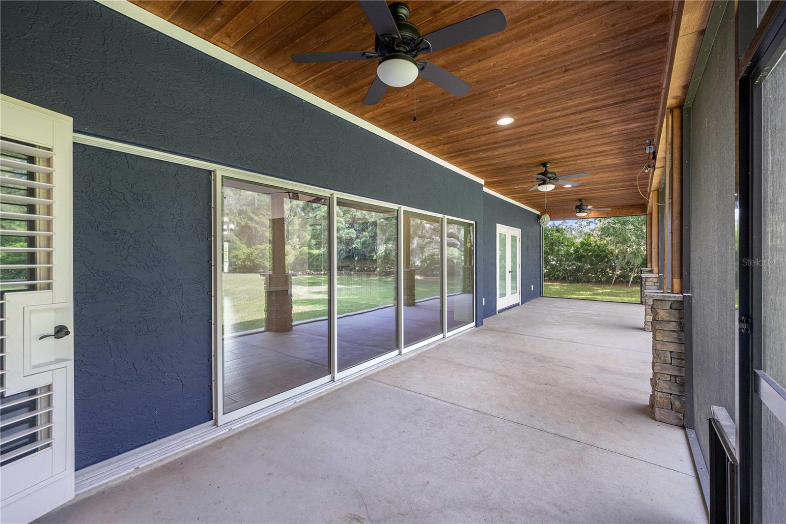 Image 36 of 55 For 5927 62nd Court Road