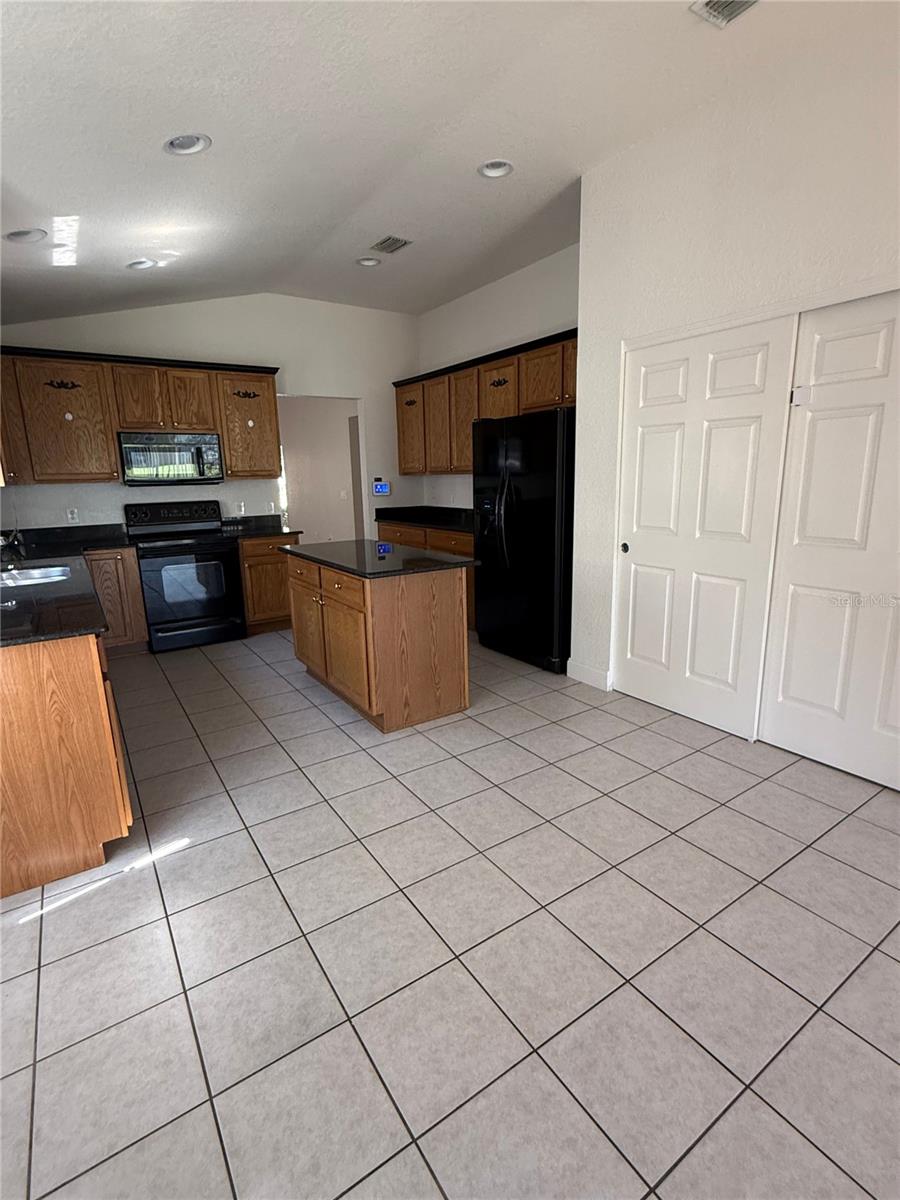 Image 4 of 13 For 4095 51st Court