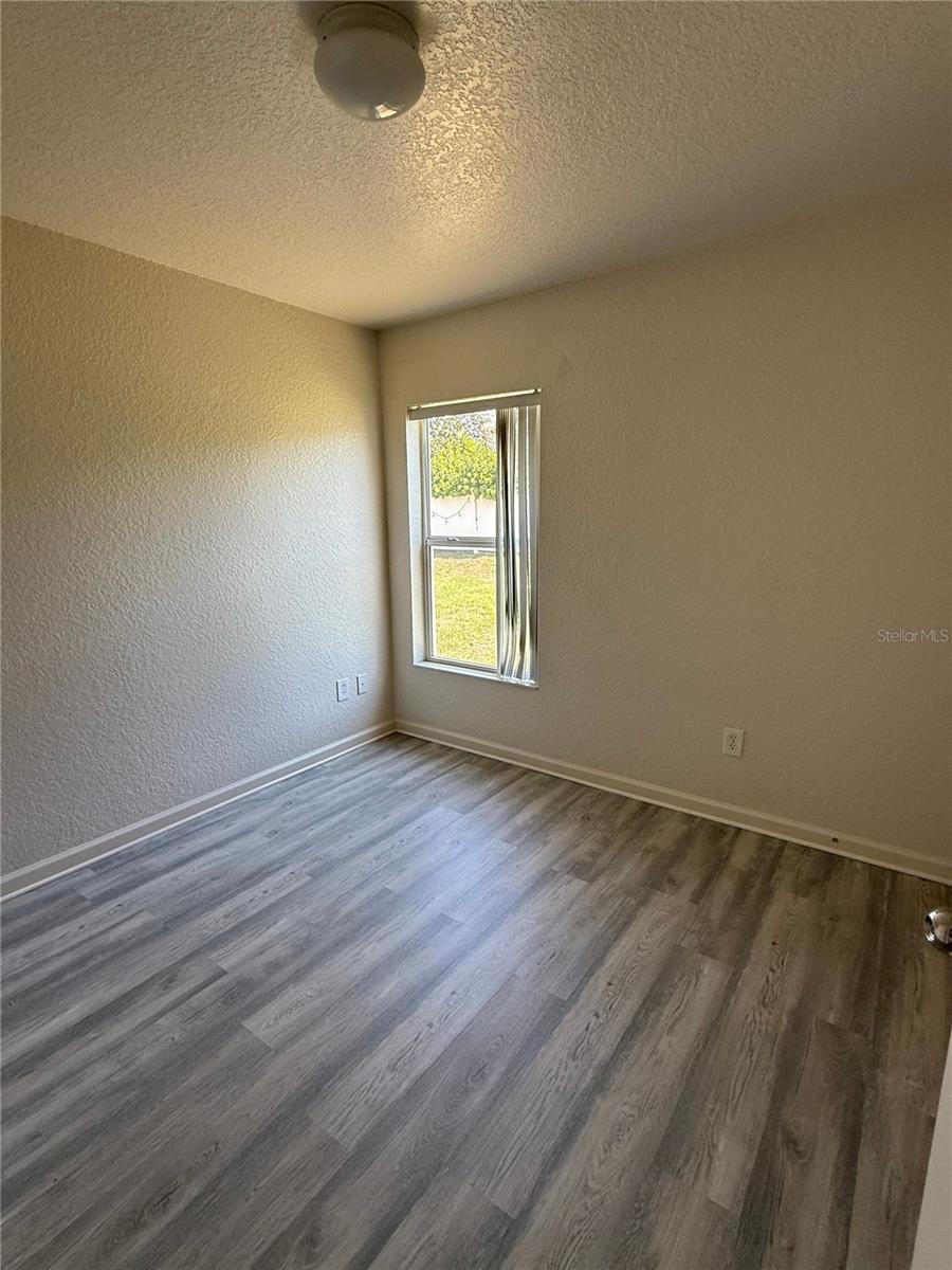 Image 7 of 13 For 4095 51st Court