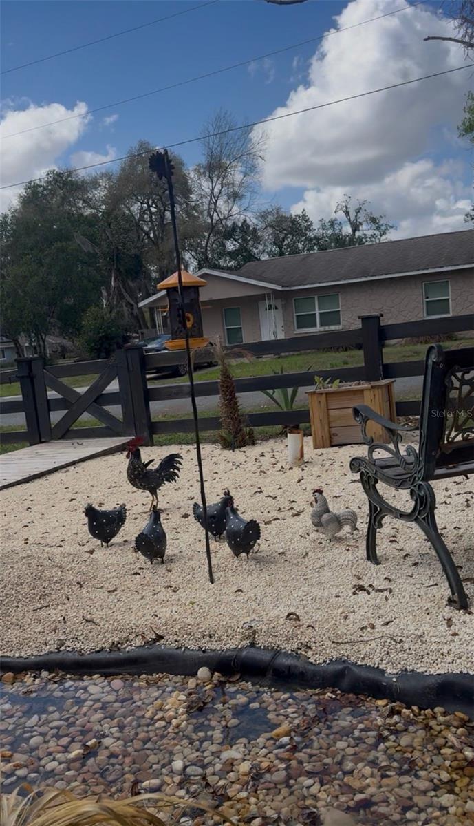 Image 16 of 26 For 821 Honey Way