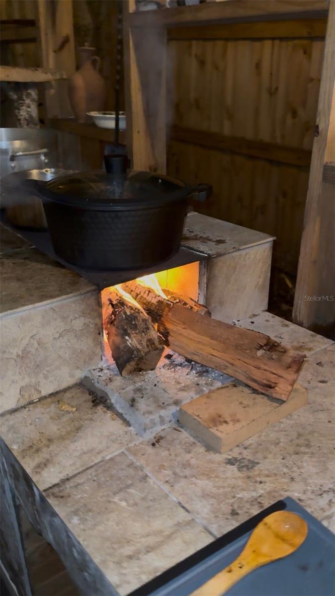 Image 22 of 26 For 821 Honey Way