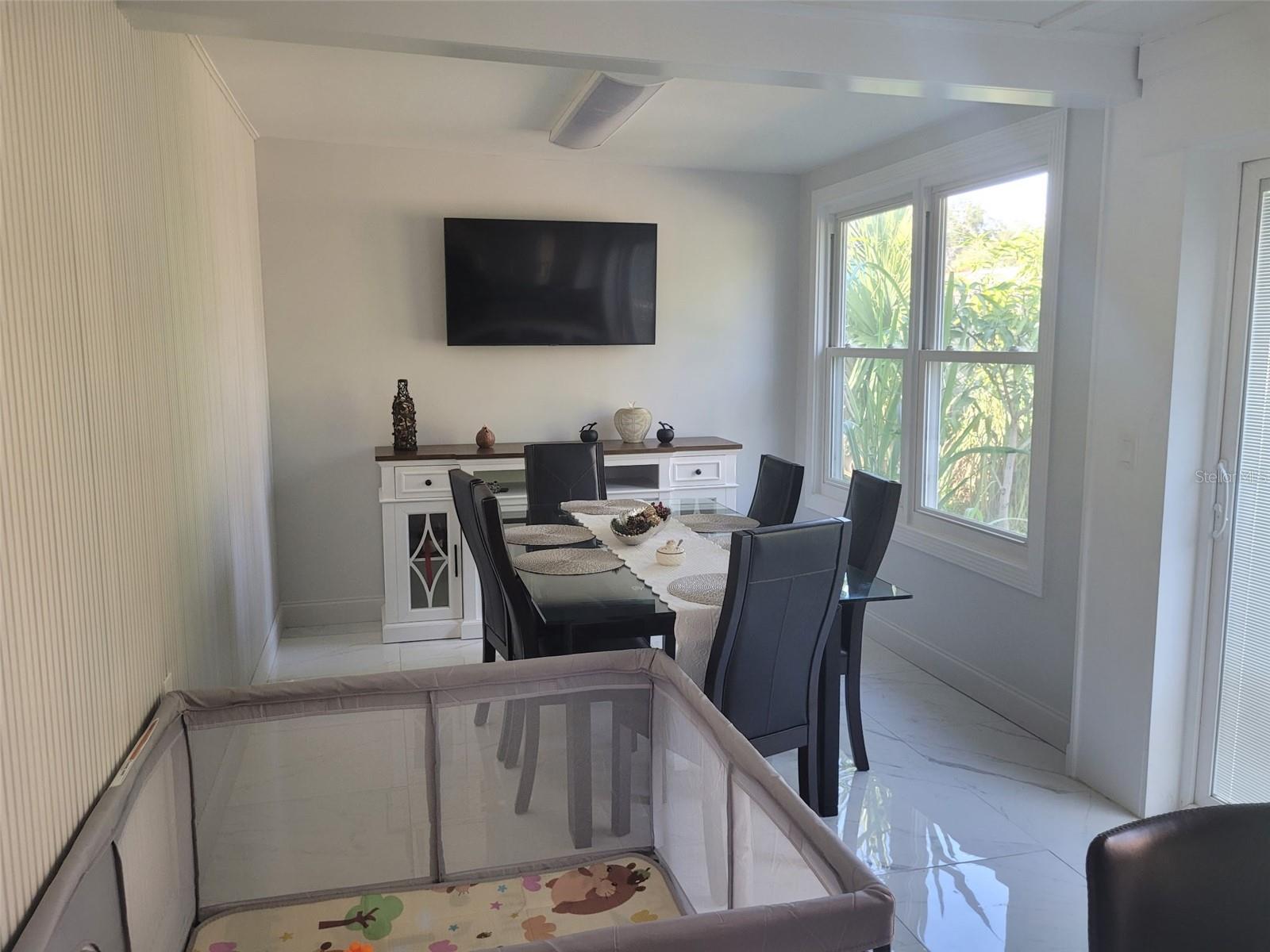 Image 9 of 26 For 821 Honey Way