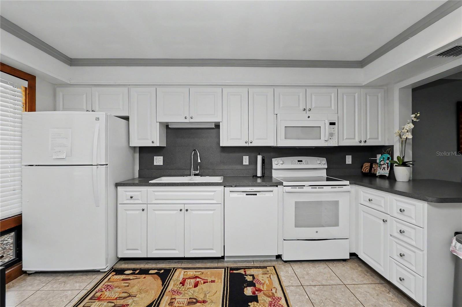 Image 10 of 91 For 19660 83rd Place Road C16