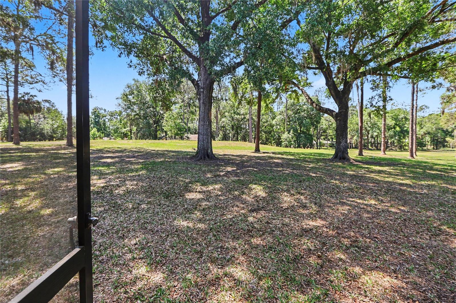 Image 19 of 91 For 19660 83rd Place Road C16