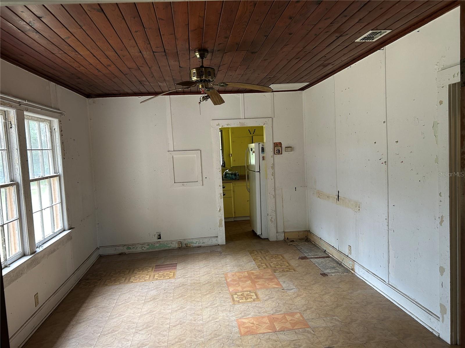 Image 8 of 23 For 2242 Nw 1st Avenue