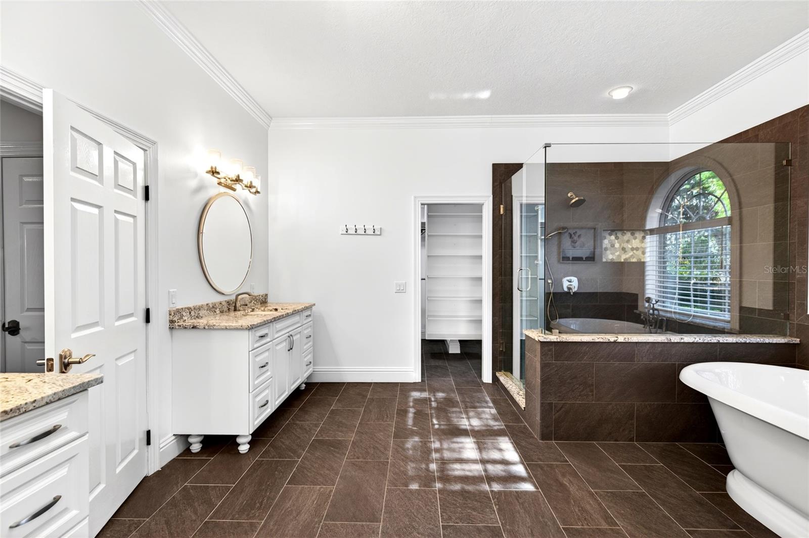 Image 11 of 55 For 4940 Fort King Street