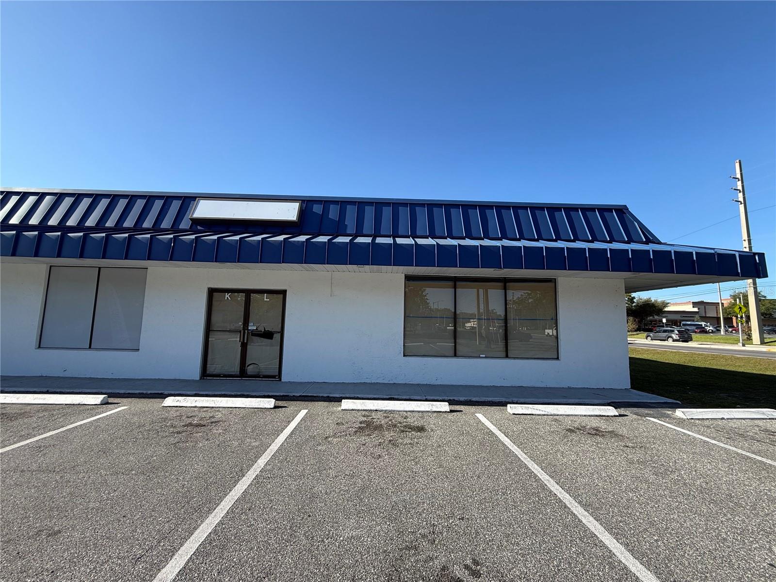 Image 2 of 7 For 3602 8th Place L