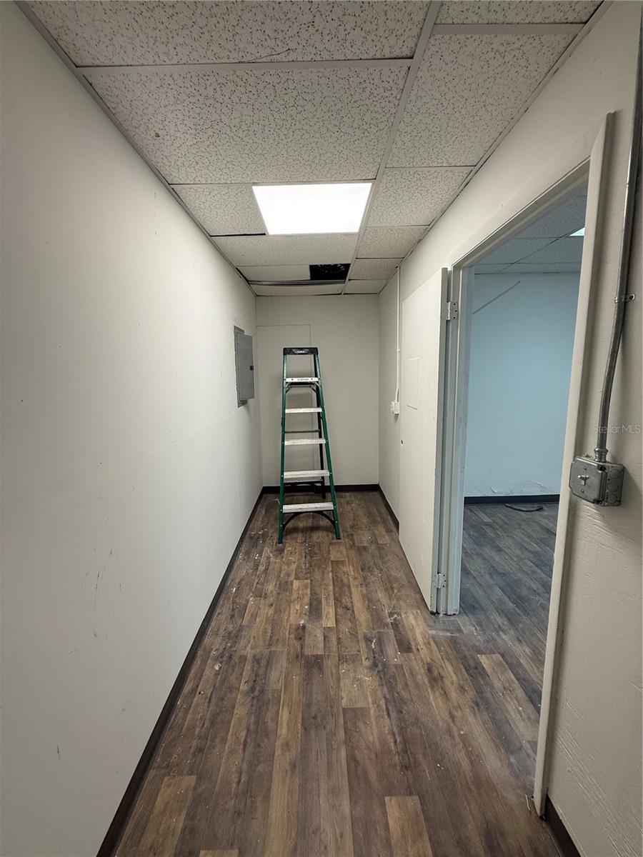Image 6 of 7 For 3602 8th Place L