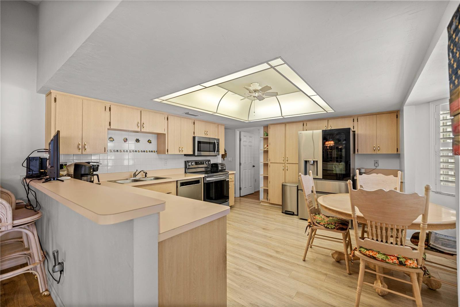 Image 11 of 34 For 15630 90th Court