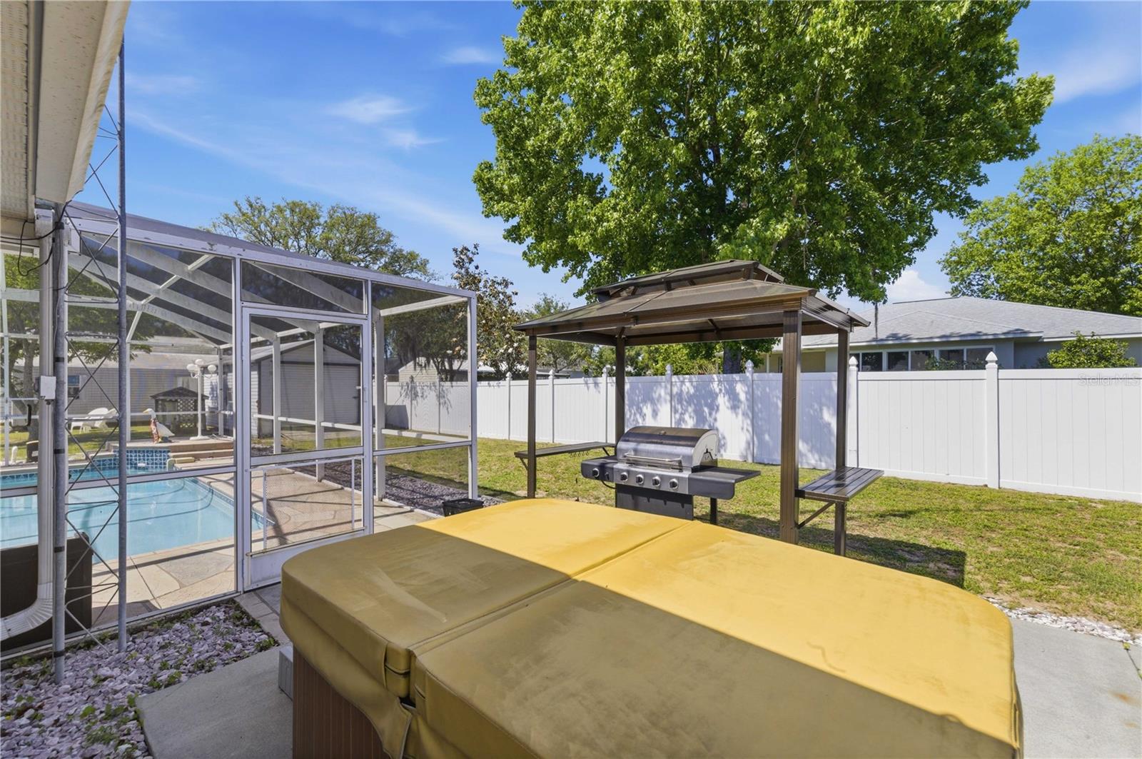 Image 28 of 34 For 15630 90th Court