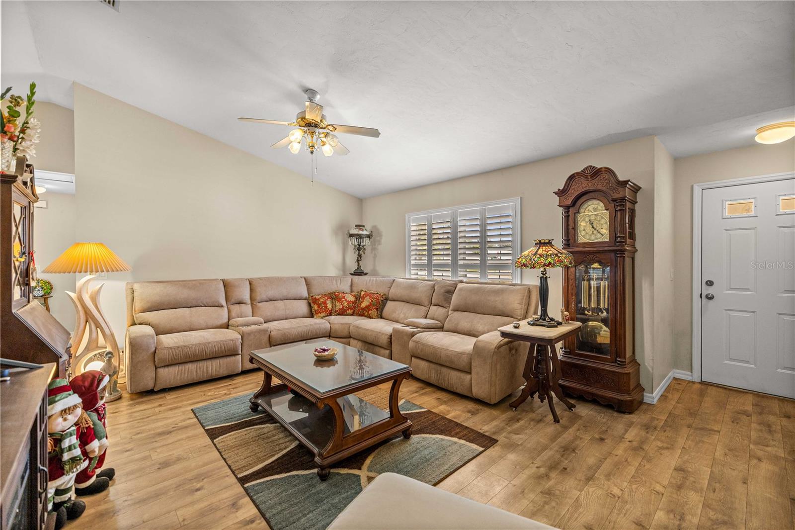 Image 6 of 34 For 15630 90th Court