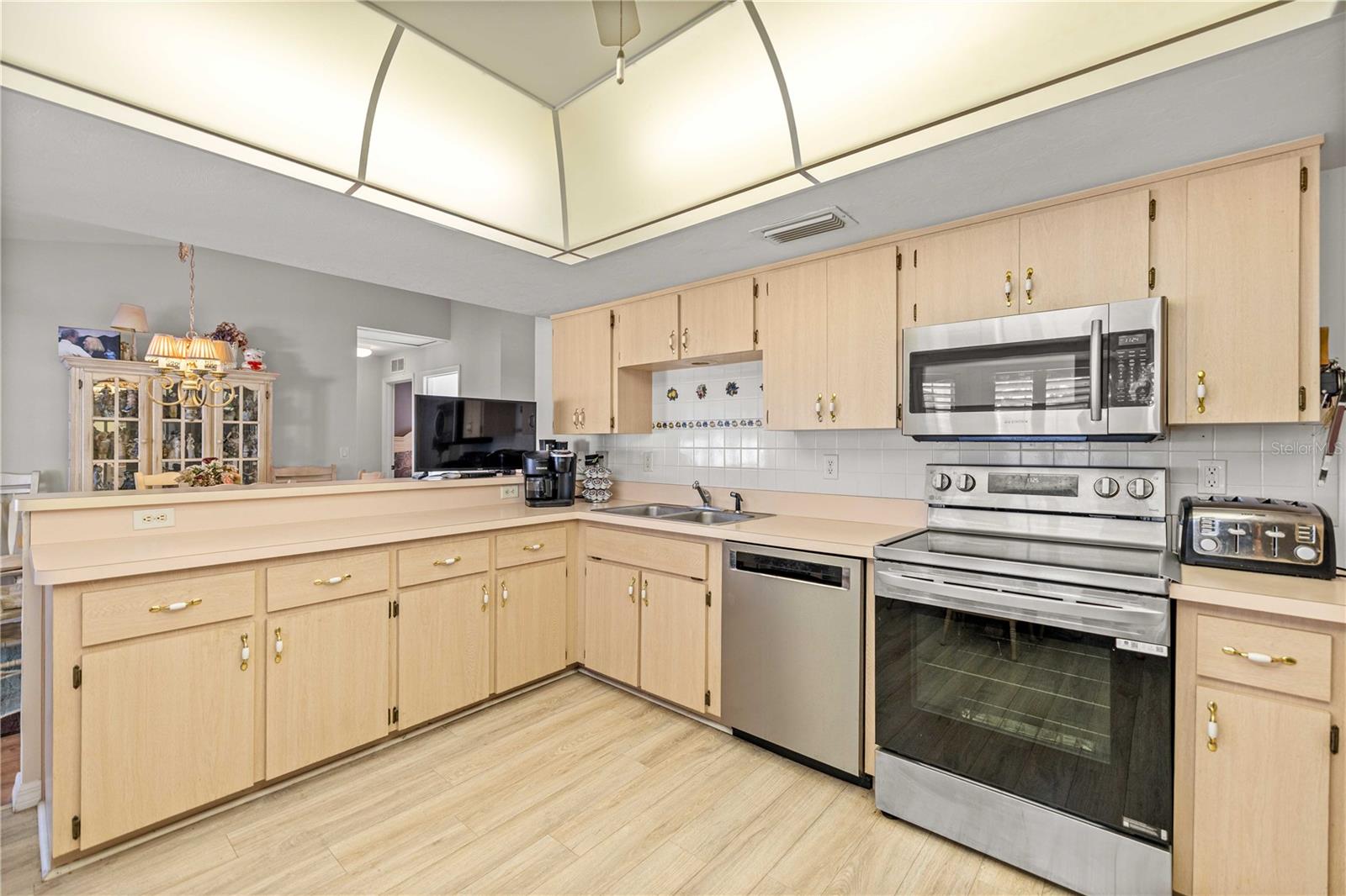 Image 9 of 34 For 15630 90th Court