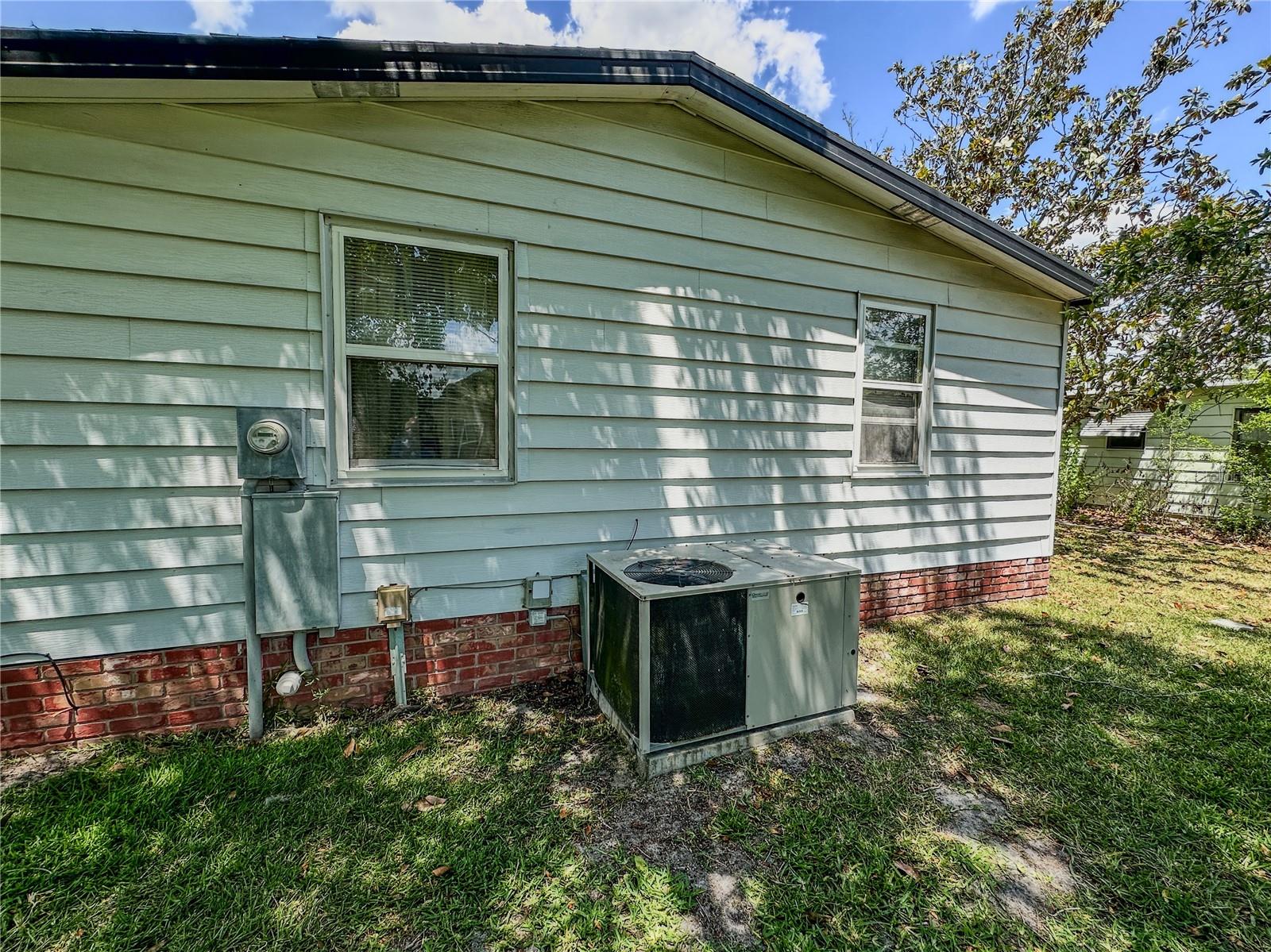 Image 11 of 12 For 1820 Schwartz Boulevard