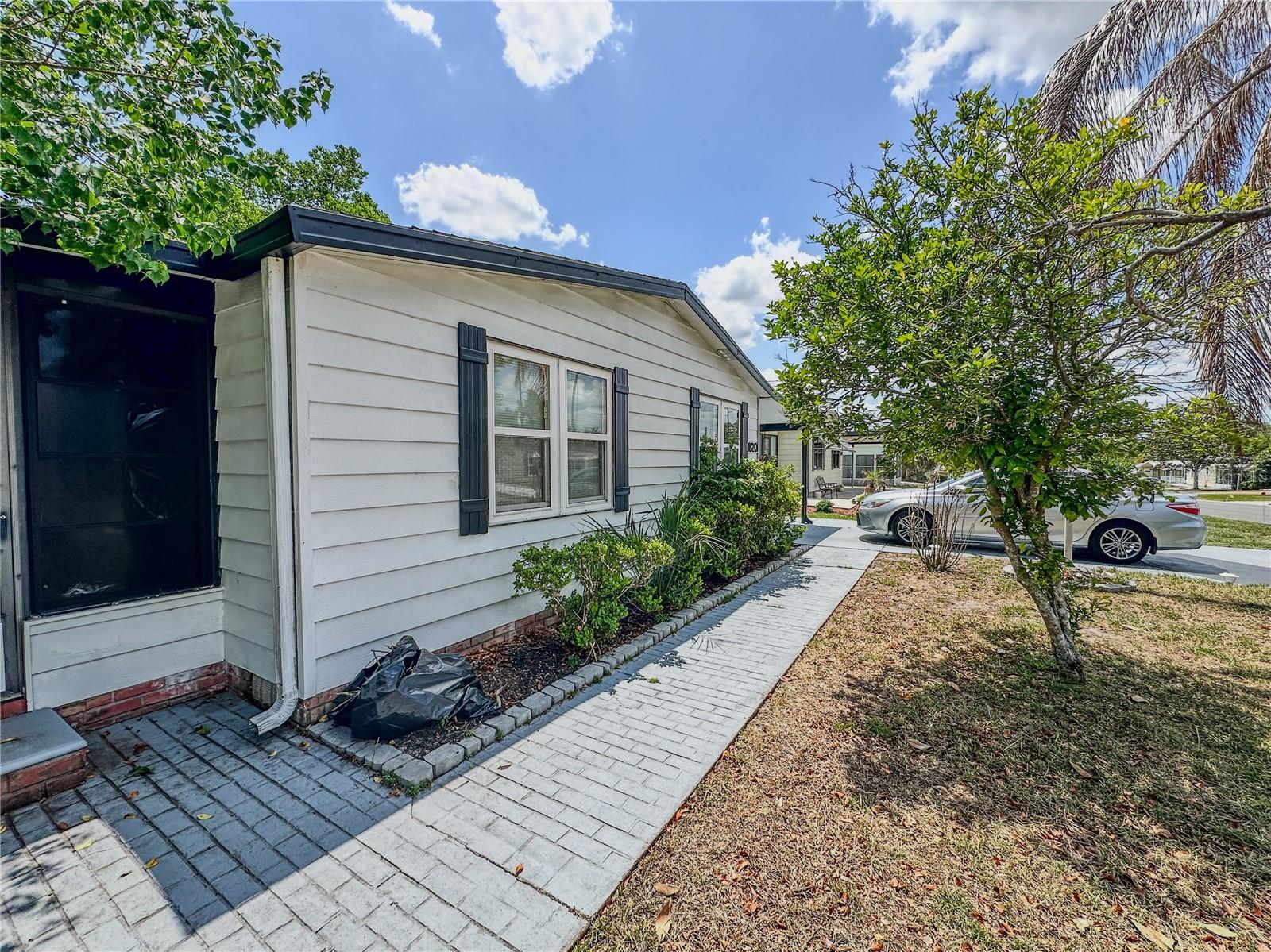 Image 5 of 12 For 1820 Schwartz Boulevard