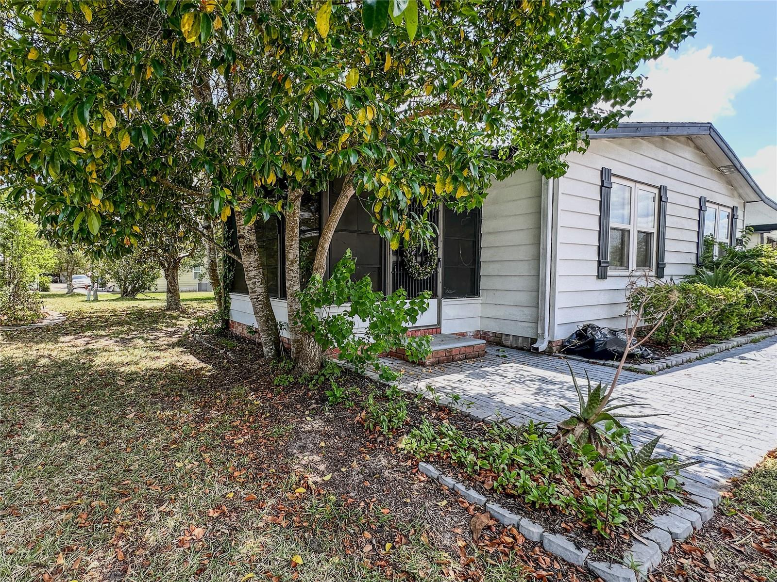 Image 6 of 12 For 1820 Schwartz Boulevard