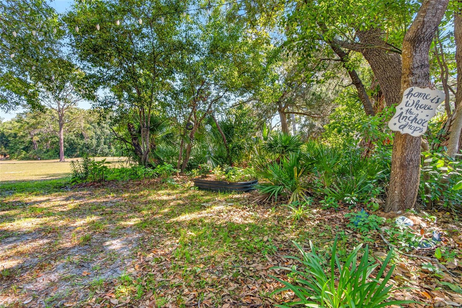 Image 47 of 49 For 16 Golfview Court