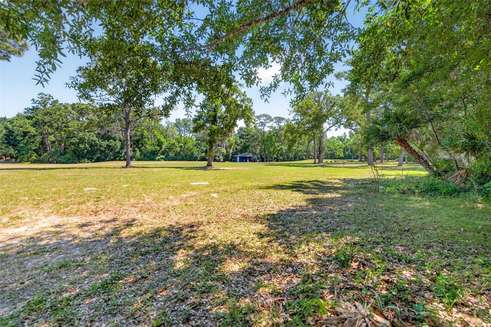 Image 48 of 49 For 16 Golfview Court