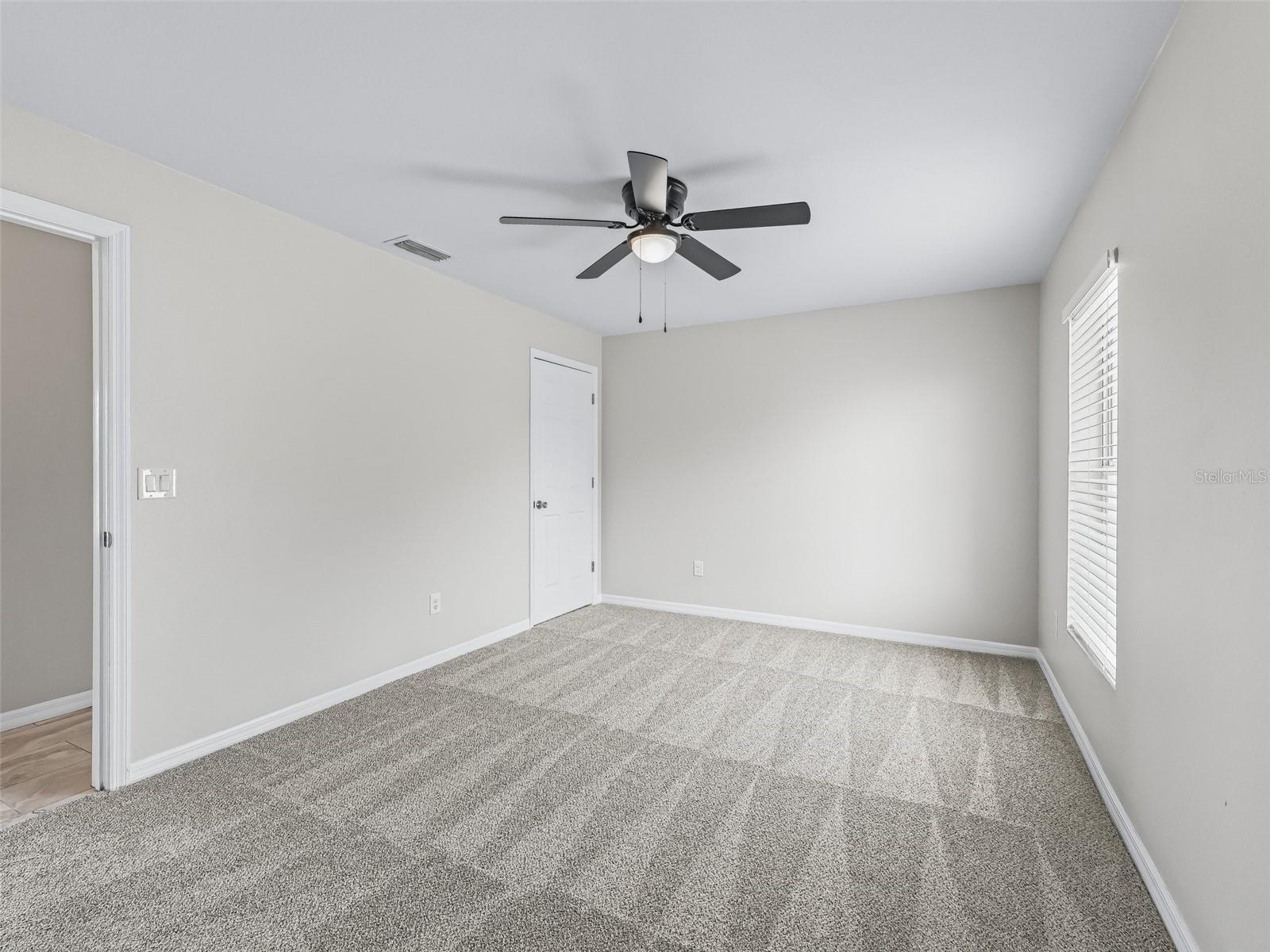 Image 17 of 36 For 27 Juniper Loop Terrace